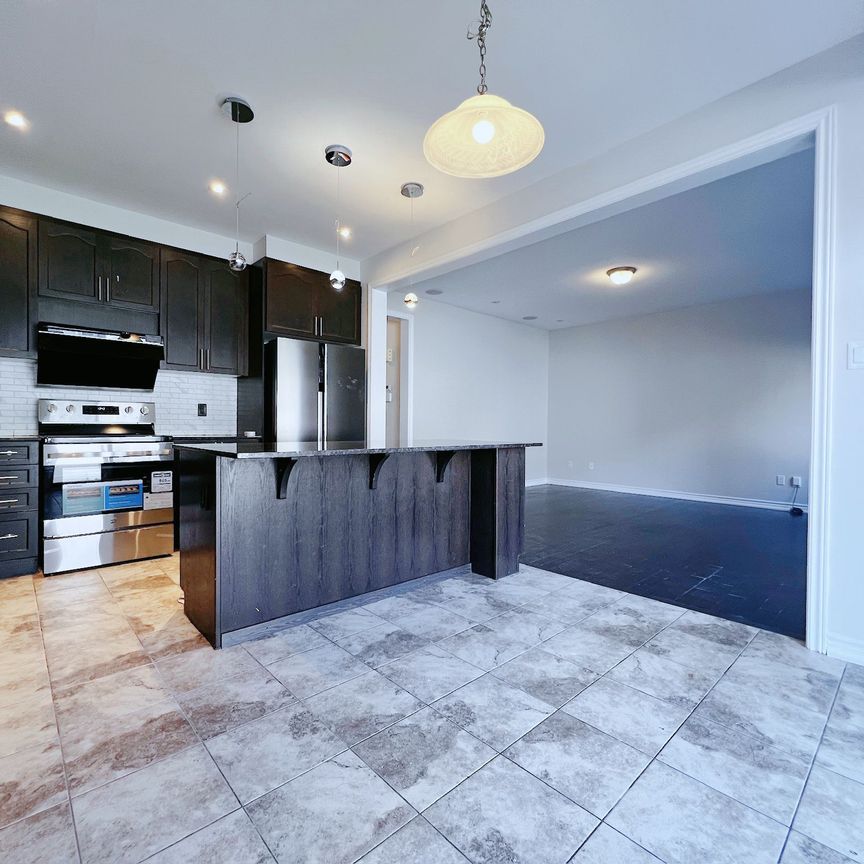 For Lease - 52 Sundragon Way, Barrhaven, Ontario - Photo 1