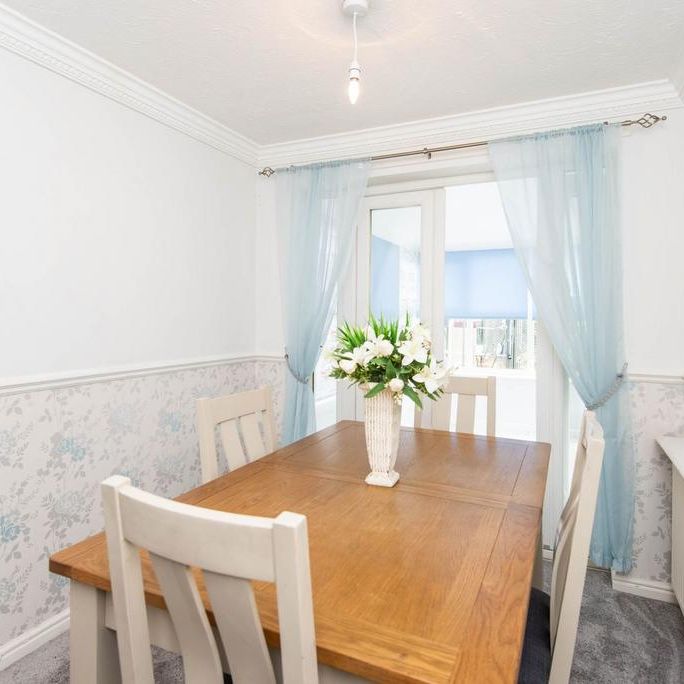 3 bedroom detached house to rent - Photo 1