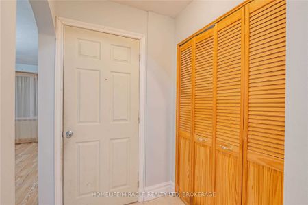 For Lease - 641A Silverbirch Road, Waterloo, Ontario - Photo 5