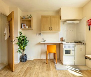 Standard Studio - Photo 1