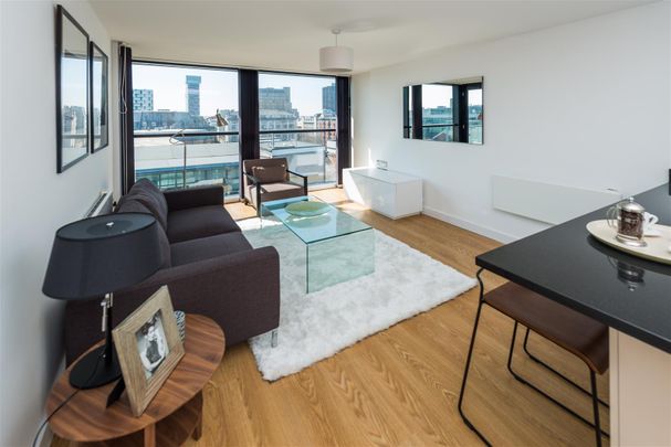 2 Bedroom Apartment To Rent - Photo 1