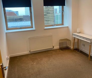 Bedsit, Bothwell St, G2 - Photo 5