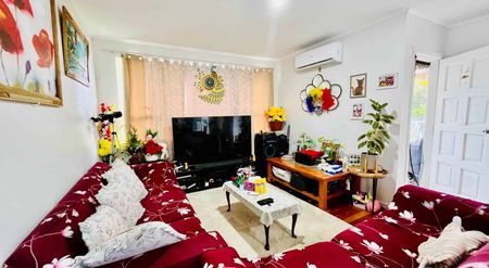 3 Bedroom Family Home - Photo 3