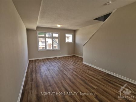 For Lease - 1414 Hemlock Road, Manor Park - Cardinal Glen and Area, Ontario - Photo 2