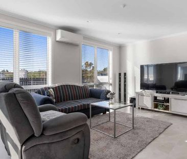 Perfect Retreat! - Photo 2