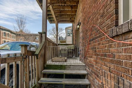 For Lease - 6 Oriole Gardens Unit# Main, Toronto, Ontario - Photo 4