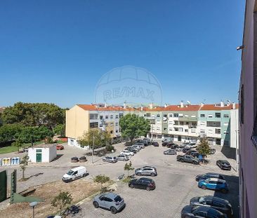 Apartment T2 in Seixal, Arrentela e Aldeia de Paio Pires, Seixal - Photo 6