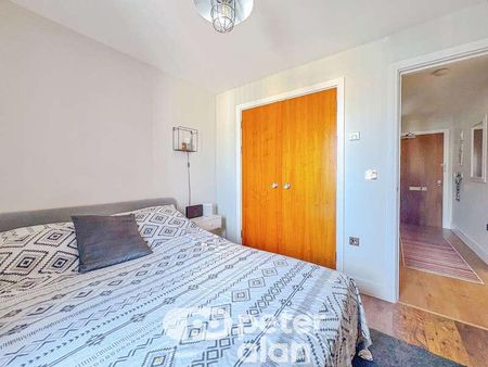 Falcon Drive, Cardiff, CF10 - Photo 4
