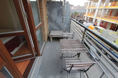 Room in a Shared Flat, Barchester Street, E14 - Photo 5