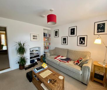 2 bedroom terraced house to rent - Photo 2