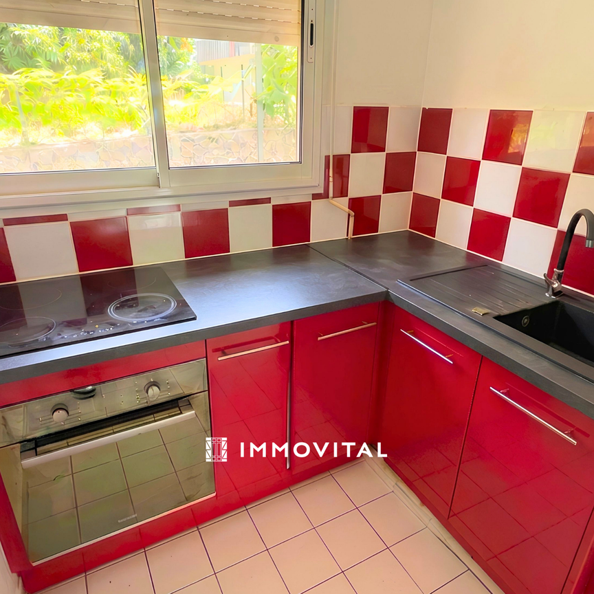 Location Appartement 5 pièces 84m² PETIT BOURG 97170 - Photo 1