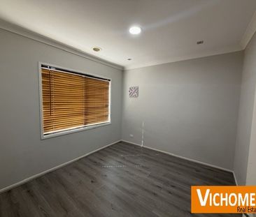 Spacious & Excellent Location - Photo 4