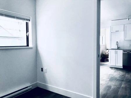 Luci's Place — 201 - 2 Bedrooms - Photo 4