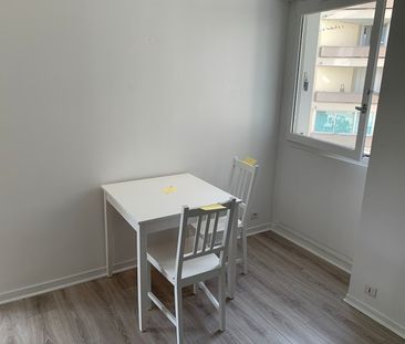 Location Appartement 2 pièces 56m² - Photo 2