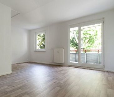 Sanierte Singlewohnung mit Balkon - Photo 1