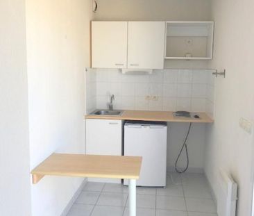 F1 30 m². Cuisine Equipée Américaine. - Photo 2