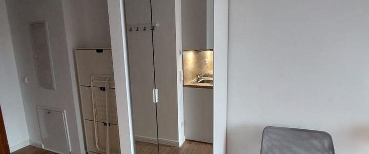 Studio Apartment with fitted kitchen in Revaler Street - Foto 1