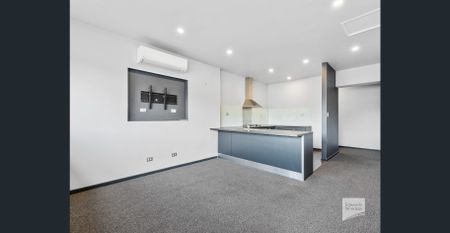 Central Apartment - Photo 5