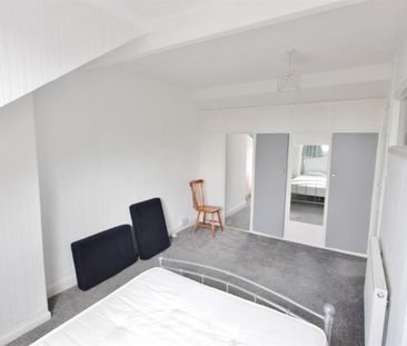 3 bedroom House To Let - Photo 6