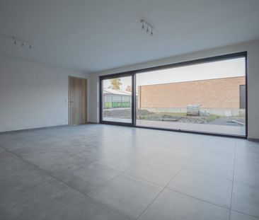 Gelijkvloers nieuwbouwappartement te Houthulst - Photo 3