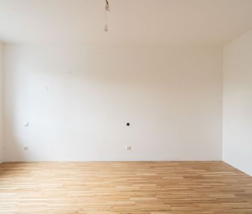 ZU MIETEN: Moderne 3-Zimmer-Wohnung mit Terrasse und Stadtblick in ... - Photo 2