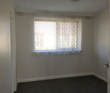 11/1 Kokaribb Road, Carnegie - Photo 5