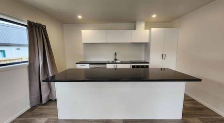 Near new on Te Iwiheke! - Photo 4