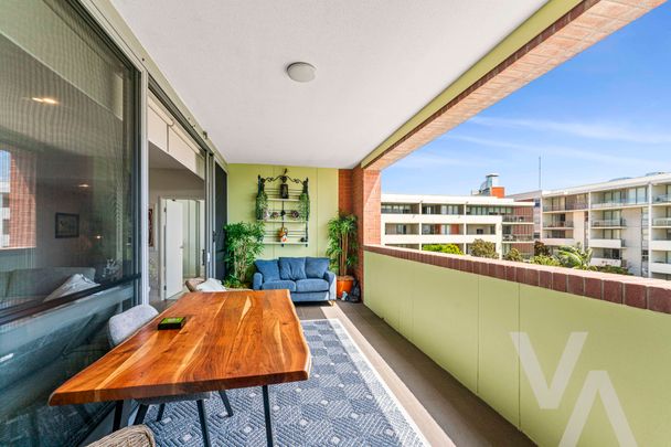 606/23 Ravenshaw Street, Newcastle West - Photo 1