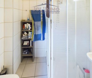 4.5-room apartment on the 1st floor with separate entrance - Photo 6