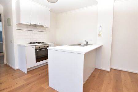 67/88 Southbank Boulevard - Photo 4