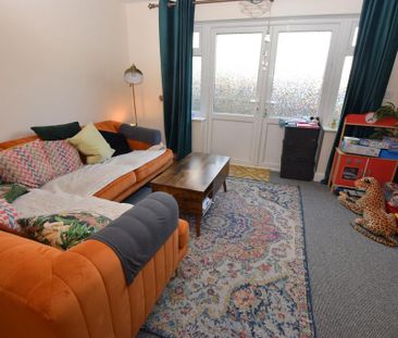 3 bedroom terraced house to rent - Photo 1