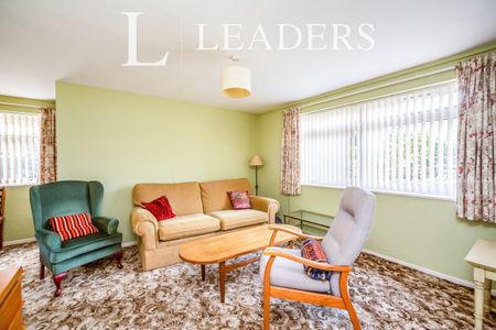 2 bedroom maisonette to rent Tulip Tree Close, Tonbridge, TN9 - Photo 3