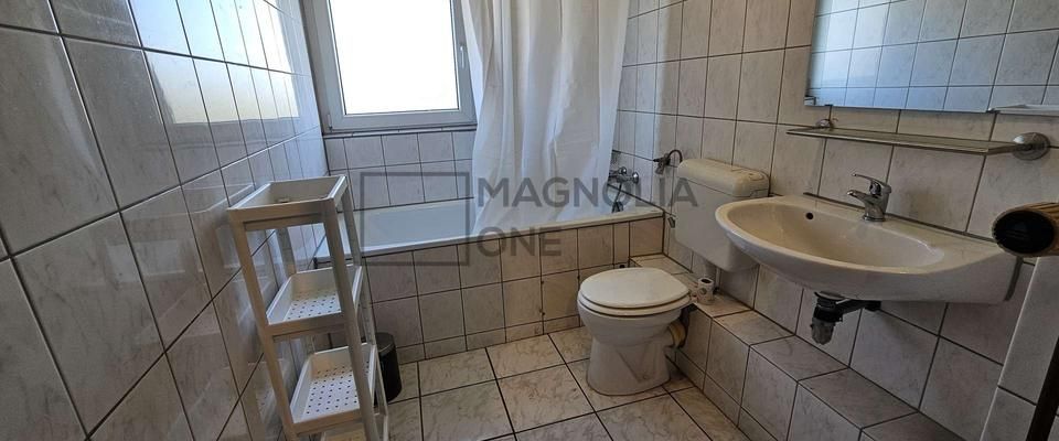 Stylisches WG-Zimmer in Top-Lage direkt an der U-Bahn zur Uni und Bahnhof – Einziehen & Wohlfühlen! - Photo 1