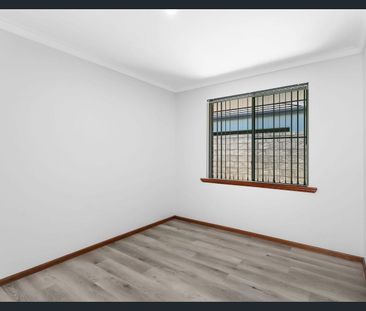 Spacious, Stylish & Convenient – Your Next Home in Yokine! - Photo 5