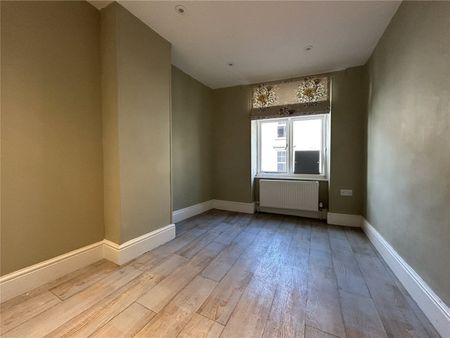 North Street, Wiveliscombe, Taunton, Somerset, TA4 - Photo 4