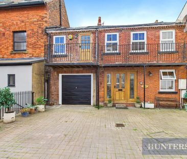 3 bedroom House To Let Total Size: 1018 SQ FT - Photo 3