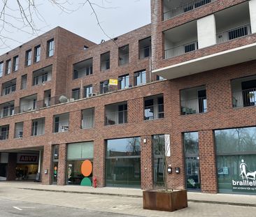 Ruim appartement met twee badkamers op toplocatie - Foto 4