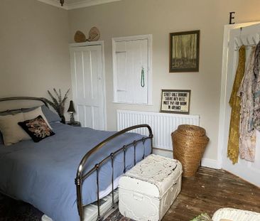 3 bedroom end of terrace house to rent - Photo 5