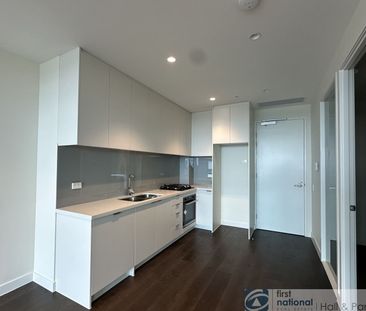 Welcome to THE LONSDALE - Photo 5