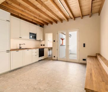 Energiezuinige gerenoveerde rijwoning - centrum Brugge - Photo 3