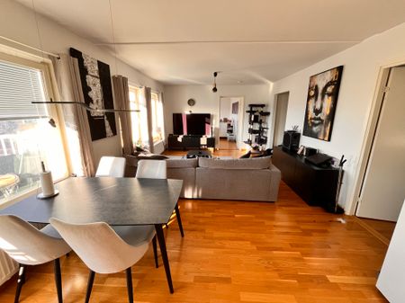 Timvinkelvägen, Haninge - Photo 2