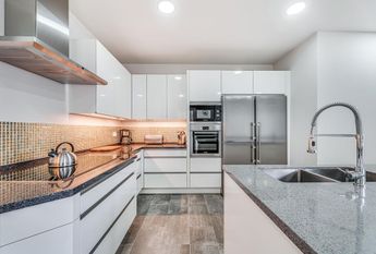 5 bedroom luxury Villa for rent in San Pedro de Alcántara, Spain