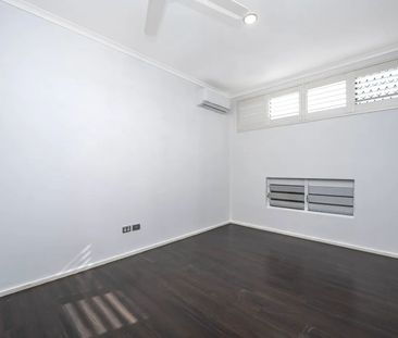 Modern City Apartment with Views - Great Location! - Photo 6