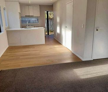 New Townhouse with Private Garden Available - Photo 2