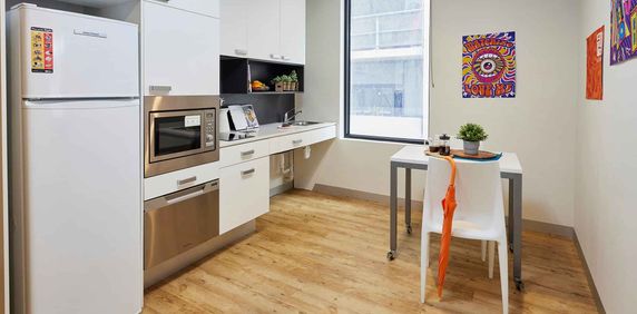 2 Bed Apartment, Double Bed - Photo 2