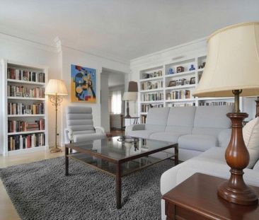 2 bedroom luxury penthouse for rent in Madrid, Autonomous Region of... - Photo 1