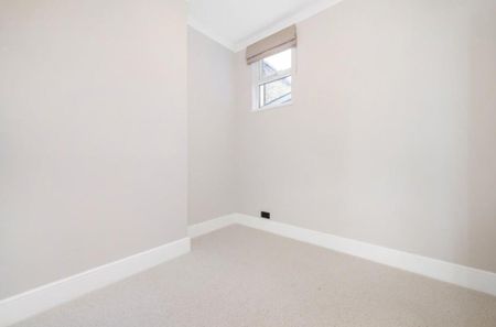 3 Bed Flat, Amies Street, SW11 - Photo 4