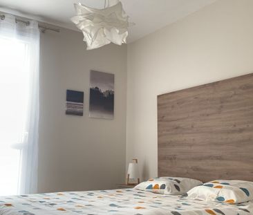 T2 meublé avec terrasse et garage - Photo 5