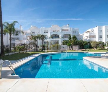 Alquiler de piso en Calle de Sabinillas, 3 - Photo 4