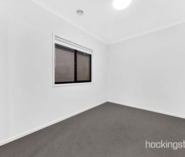 Beautiful Brand New Family Home in Olivine Estate - Photo 4